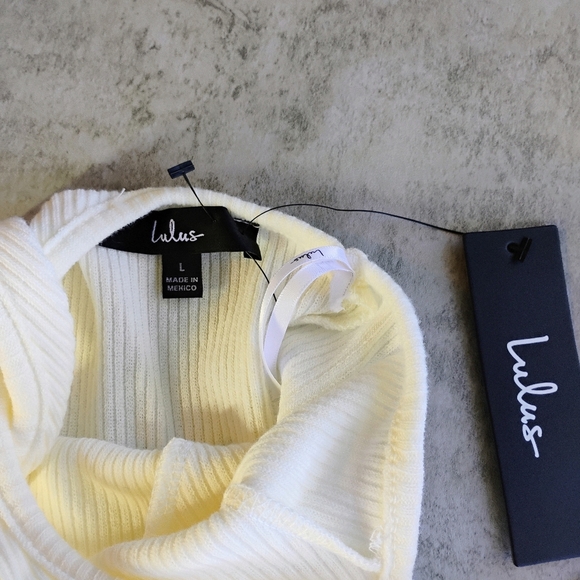 Lulu's Summer Beauty White Ribbed Twist Back Midi Dress Balletcore Size Large - Picture 8 of 12